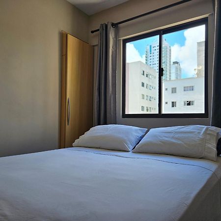 2 Quartos A 200Mts Praia Central, Garagem, Churrasqueira, Wi-Fi 90 Mbps, Pet Friendly Balneário Camboriú Εξωτερικό φωτογραφία