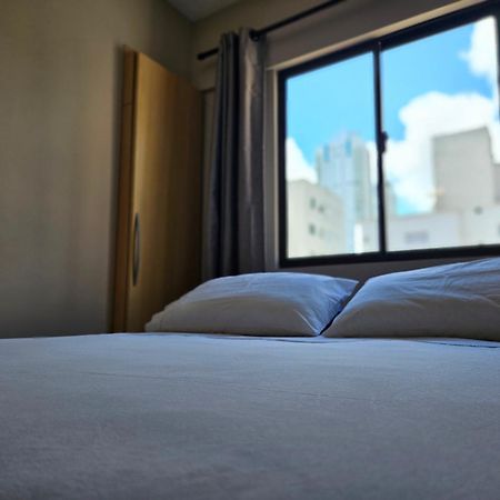2 Quartos A 200Mts Praia Central, Garagem, Churrasqueira, Wi-Fi 90 Mbps, Pet Friendly Balneário Camboriú Εξωτερικό φωτογραφία